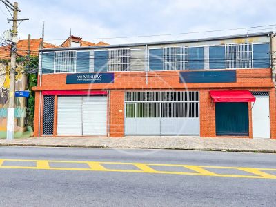Sobrado, 2 quartos, 700 m² - Foto 1