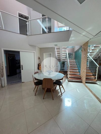 Sobrado, 3 quartos, 289 m² - Foto 4