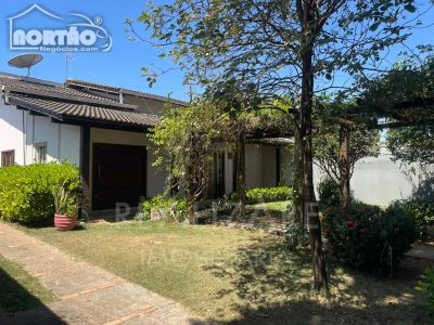 Casa, 2 quartos, 249 m² - Foto 1