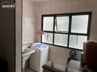 Casa, 2 quartos, 68 m² - Foto 1