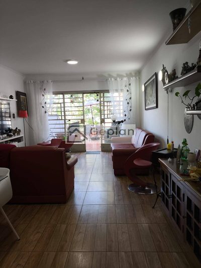 Casa, 3 quartos, 200 m² - Foto 1