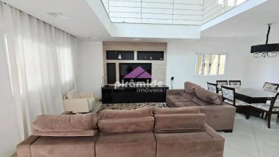 Casa, 4 quartos, 298 m² - Foto 2