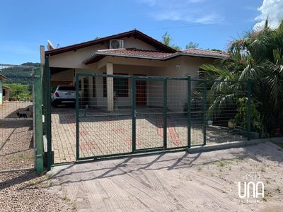 Sítio, 3 quartos, 625 m² - Foto 1