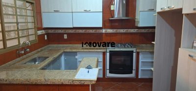 Casa, 6 quartos, 252 m² - Foto 1