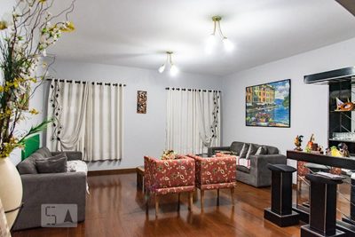 Casa, 3 quartos, 330 m² - Foto 1