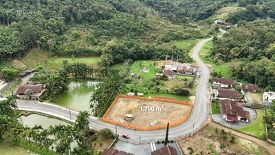 Terreno, 1700 m² - Foto 1