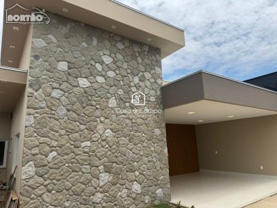 Casa, 4 quartos, 173 m² - Foto 1
