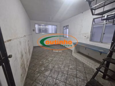 Casa, 8 quartos, 293 m² - Foto 1