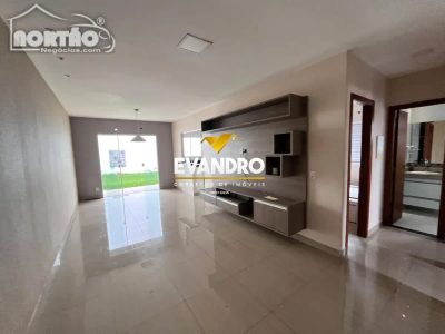 Casa, 3 quartos, 98 m² - Foto 1