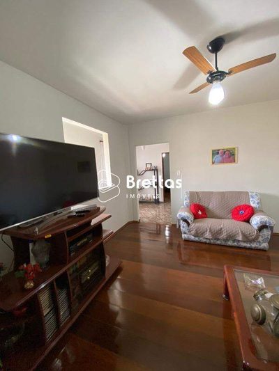 Casa, 5 quartos, 290 m² - Foto 5