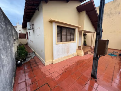 Casa, 3 quartos, 176 m² - Foto 1