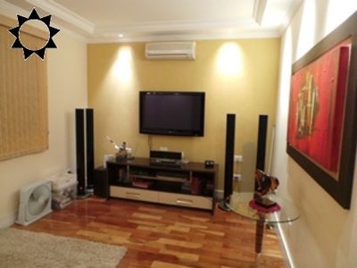 Casa, 4 quartos, 153 m² - Foto 1