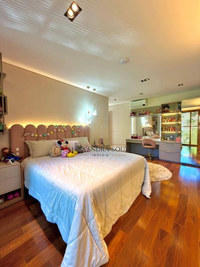 Casa, 5 quartos, 961 m² - Foto 4