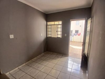 Casa, 2 quartos, 50 m² - Foto 1