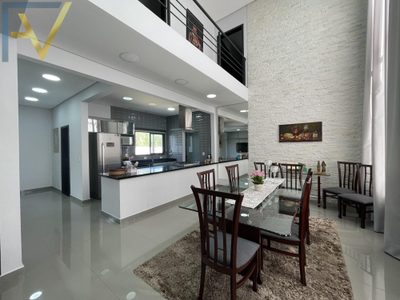 Casa, 3 quartos, 201 m² - Foto 2