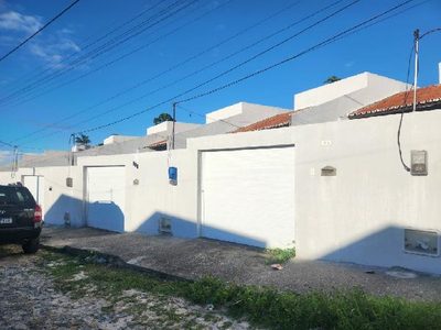 Casa, 2 quartos, 66 m² - Foto 1