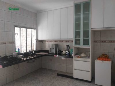 Casa, 5 quartos, 200 m² - Foto 1