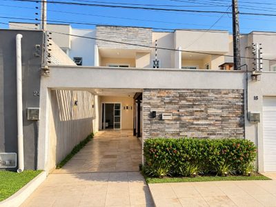 Casa, 5 quartos, 157 m² - Foto 1