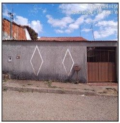 Casa, 3 quartos, 252 m² - Foto 1