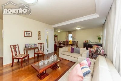 Casa, 3 quartos, 190 m² - Foto 1