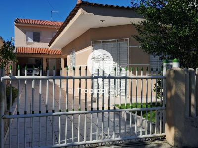Casa, 6 quartos, 240 m² - Foto 1
