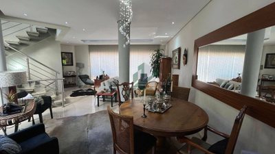 Casa, 3 quartos, 290 m² - Foto 1