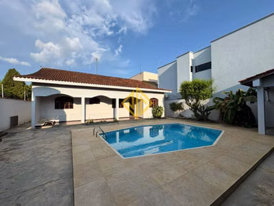 Casa, 3 quartos, 400 m² - Foto 1