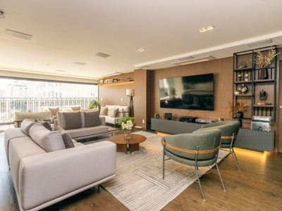 Apartamento, 3 quartos, 206 m² - Foto 1