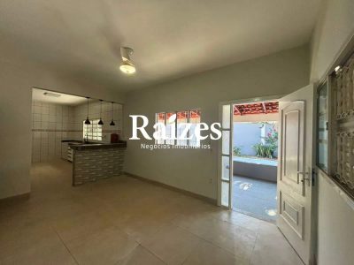 Casa, 3 quartos, 210 m² - Foto 2