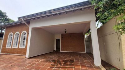 Casa, 3 quartos, 239 m² - Foto 1