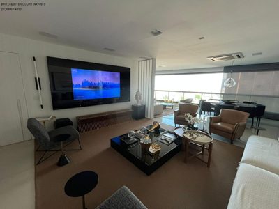 Apartamento, 3 quartos, 152 m² - Foto 2