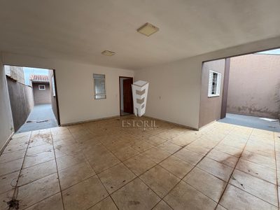 Casa, 1 quarto, 200 m² - Foto 2