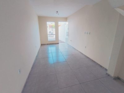 Casa, 3 quartos, 60 m² - Foto 1