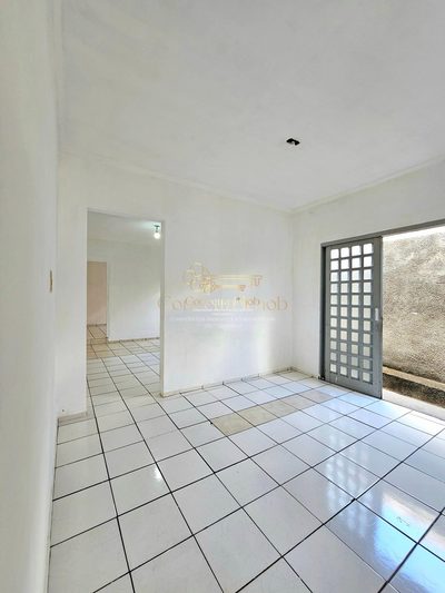 Casa, 2 quartos, 81 m² - Foto 1