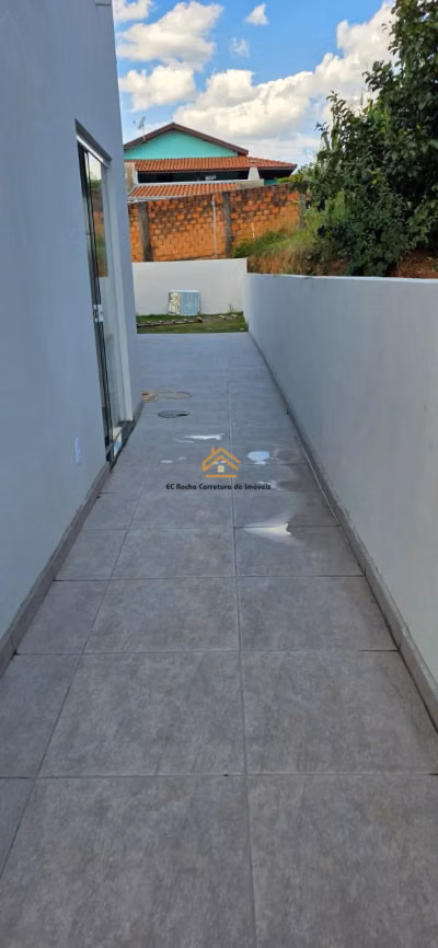 Casa, 2 quartos, 64 m² - Foto 1