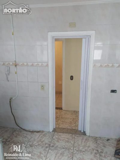 Casa, 3 quartos, 42 m² - Foto 4
