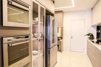 Apartamento, 4 quartos, 233 m² - Foto 2
