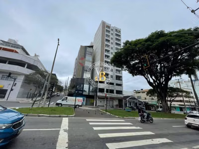 Cobertura, 3 quartos, 245 m² - Foto 1
