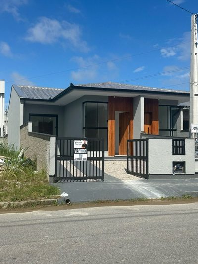 Casa, 2 quartos, 50 m² - Foto 1