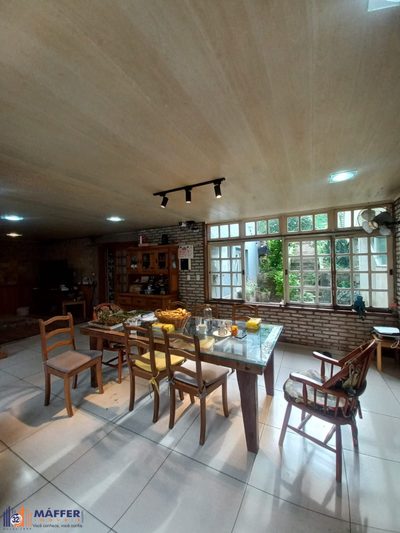 Casa, 6 quartos, 350 m² - Foto 1