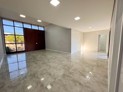 Casa, 3 quartos, 195 m² - Foto 4