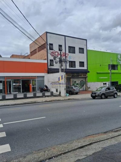 Prédio Inteiro, 1000 m² - Foto 1