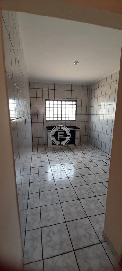 Casa, 2 quartos, 249 m² - Foto 4
