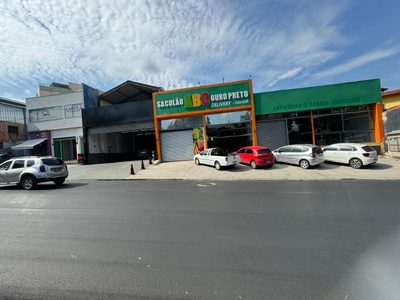 Loja-Salão, 1400 m² - Foto 1