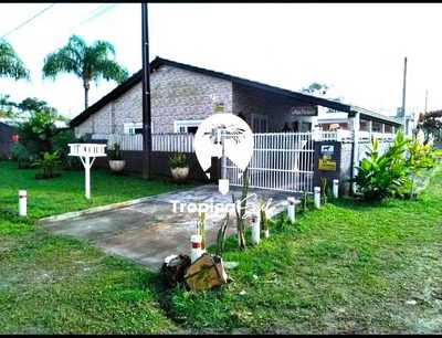 Casa, 4 quartos, 135 m² - Foto 1