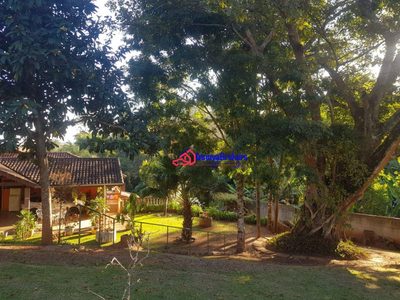 Chácara, 4 quartos, 1780 m² - Foto 4