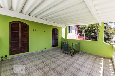 Casa, 3 quartos, 200 m² - Foto 1