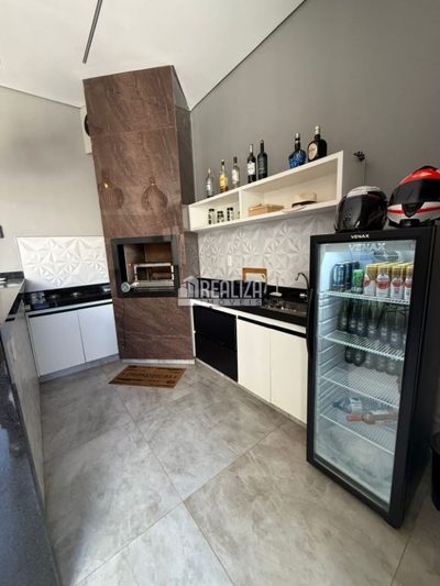 Casa, 3 quartos, 220 m² - Foto 2