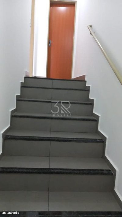 Depósito-Galpão, 500 m² - Foto 2