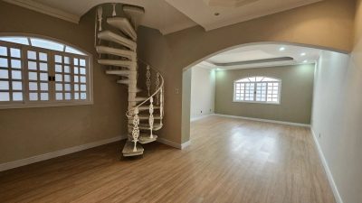 Casa, 3 quartos, 165 m² - Foto 1